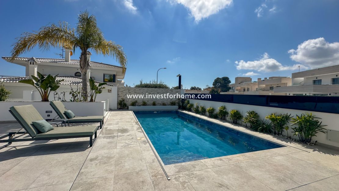 Verkoop - Villa - Orihuela Costa - Villamartín