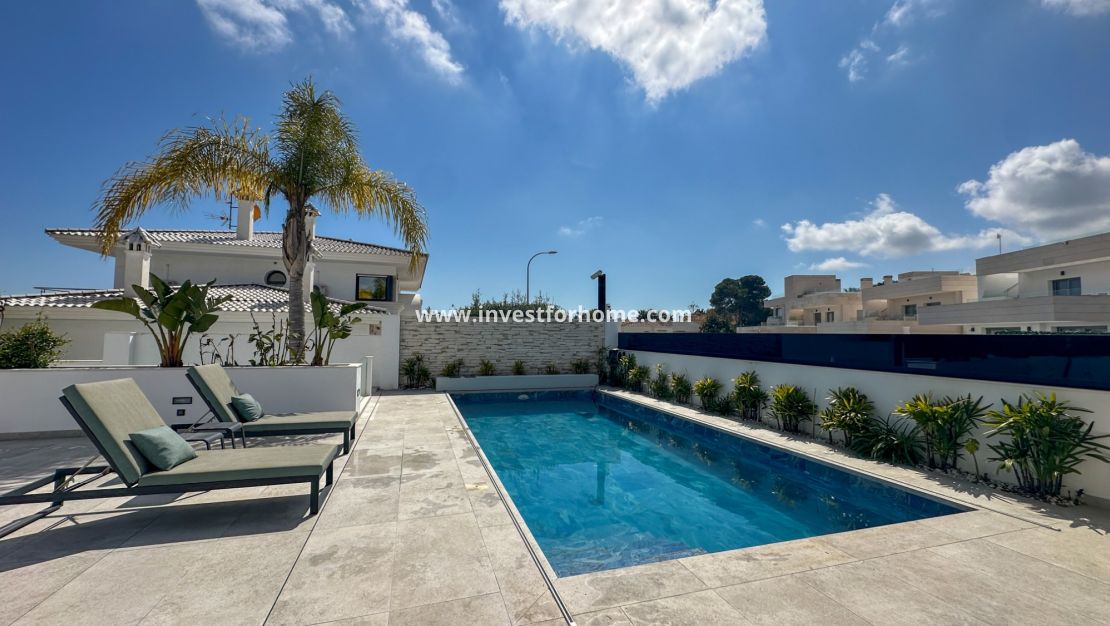 Verkoop - Villa - Orihuela Costa - Villamartín