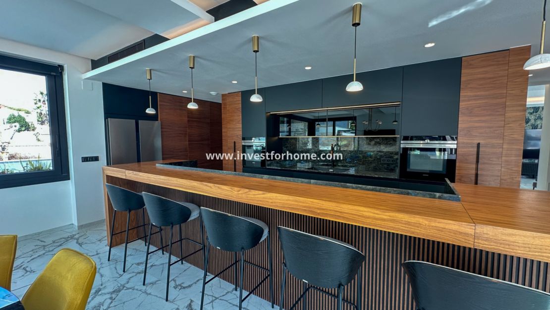 Verkoop - Villa - Orihuela Costa - Villamartín