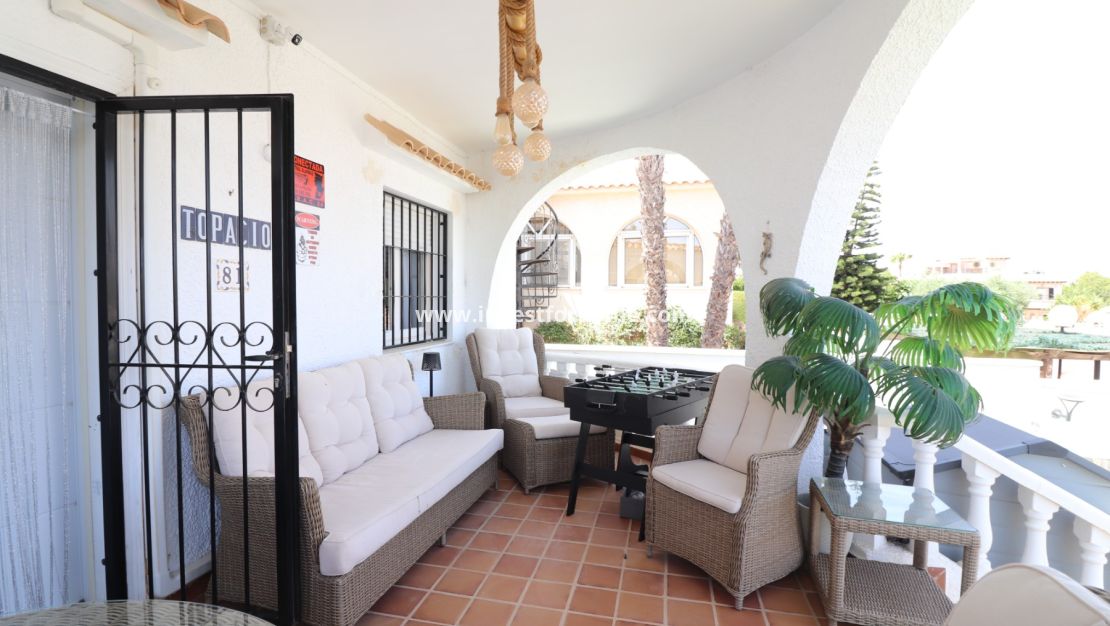 Verkoop - Villa - Orihuela Costa - Villamartín