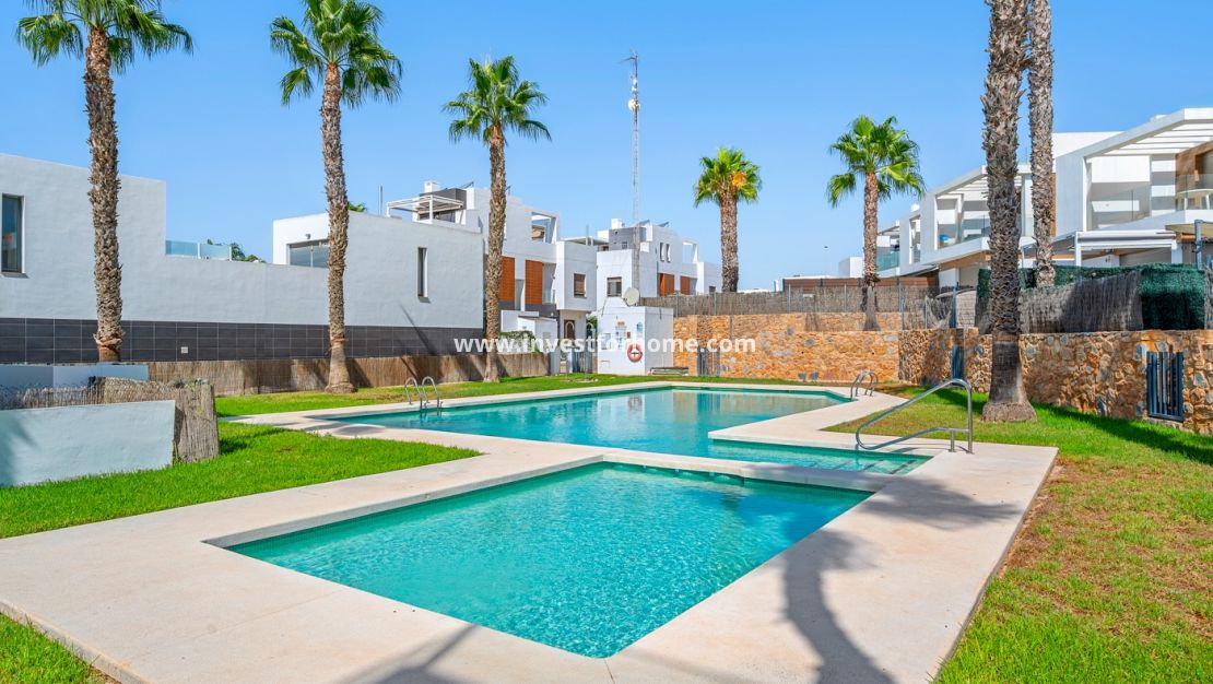 Verkoop - Villa - Orihuela Costa - Villamartín