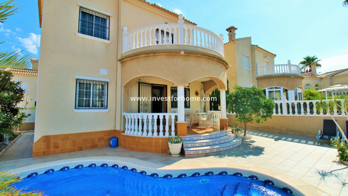 Verkoop - Villa - Orihuela Costa - Villamartín