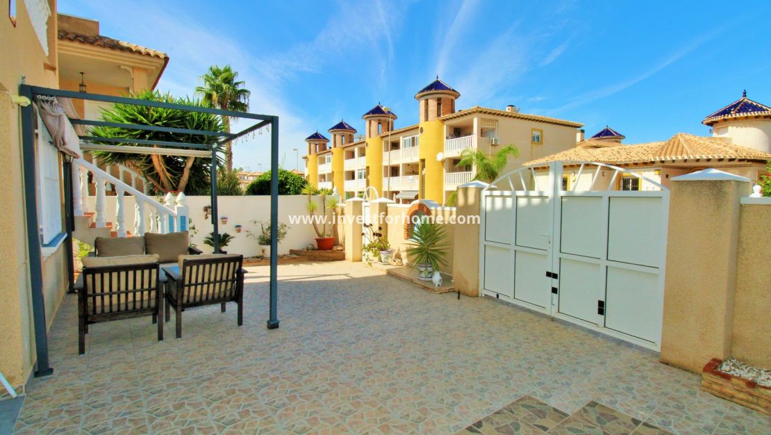 Verkoop - Villa - Orihuela Costa - Villamartín