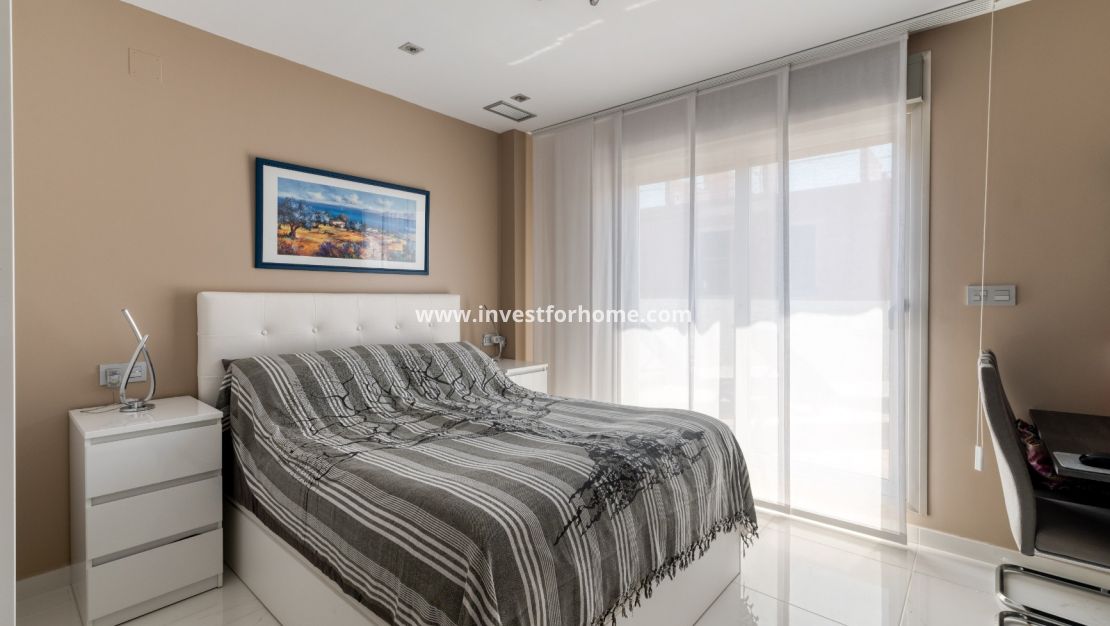 Verkoop - Villa - Orihuela Costa - Villamartín