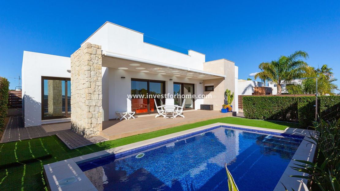 Verkoop - Villa - Orihuela Costa - Vistabella Golf