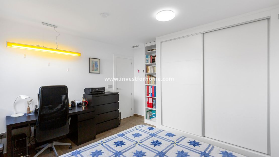 Verkoop - Villa - Orihuela Costa - Vistabella Golf