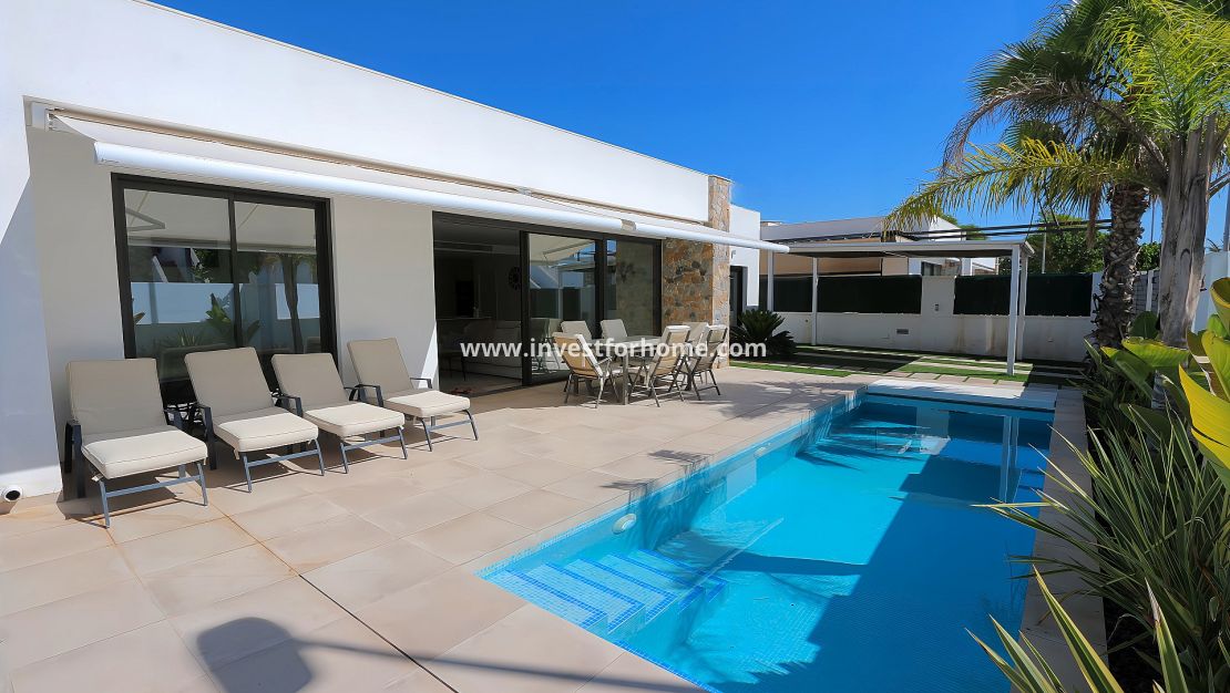 Verkoop - Villa - Pilar de la Horadada - Costa Blanca