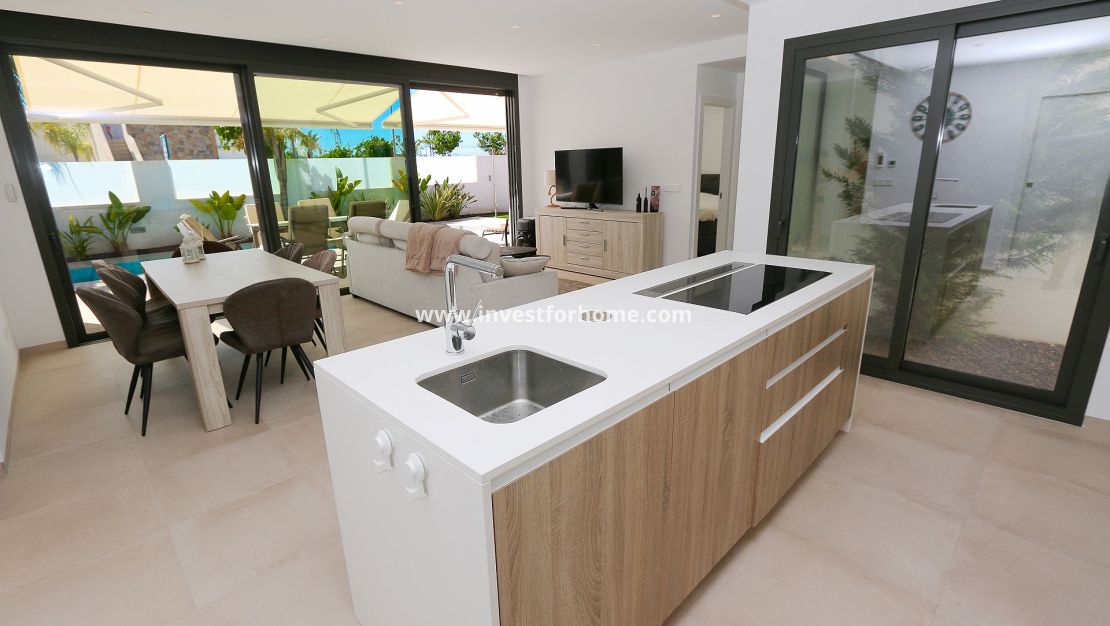 Verkoop - Villa - Pilar de la Horadada - Costa Blanca