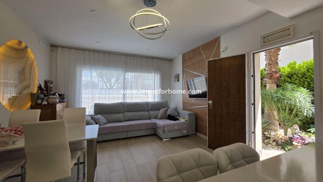 Verkoop - Villa - Pilar de la Horadada - Zona Pueblo