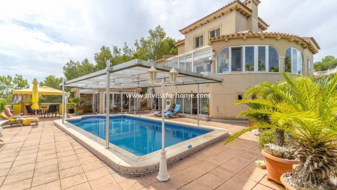 Verkoop - Villa - Pinar de Campoverde - Inland