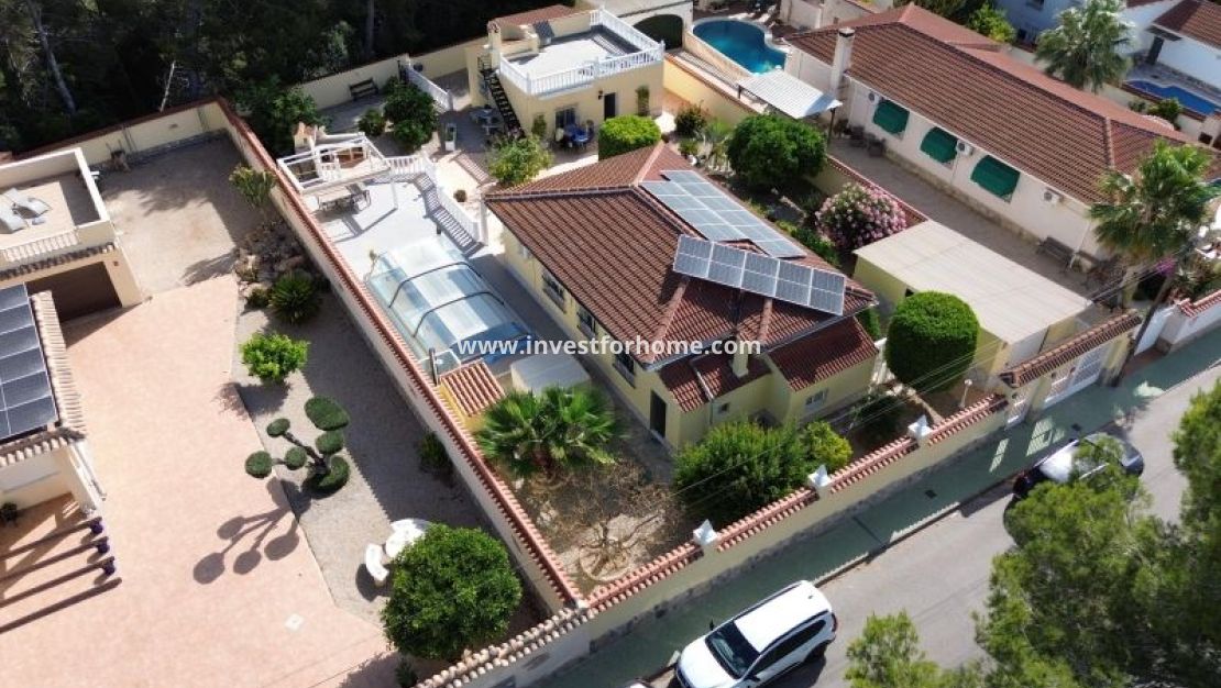 Verkoop - Villa - Pinar de Campoverde - Inland