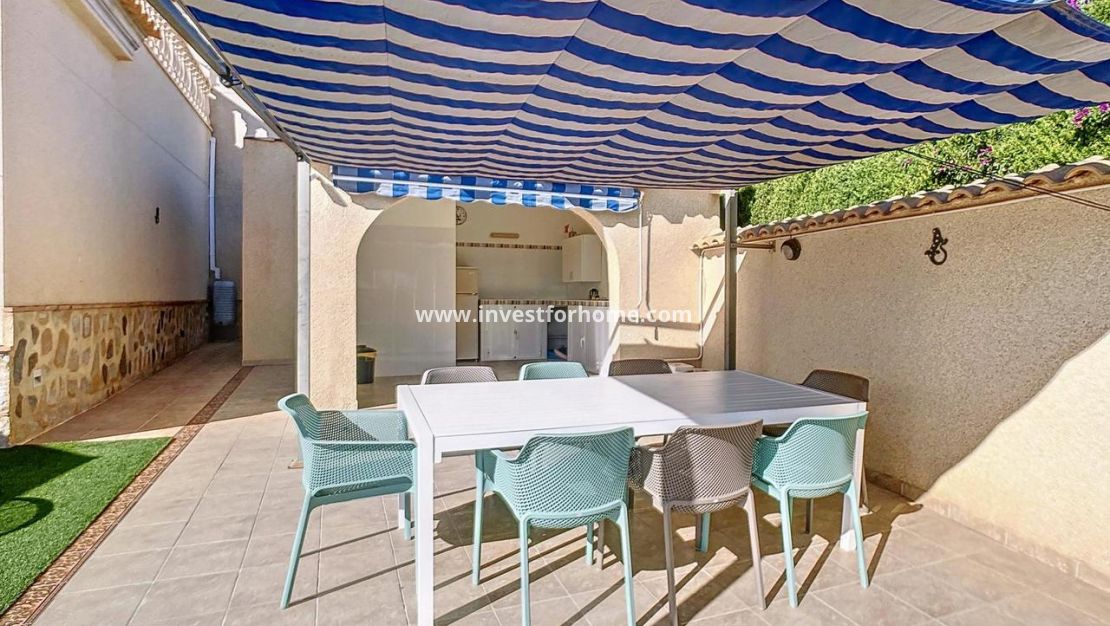 Verkoop - Villa - Pinar de Campoverde - Inland