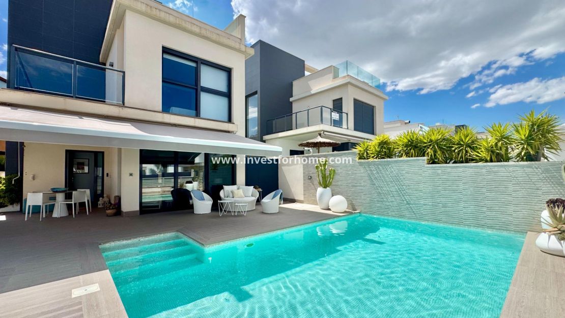 Verkoop - Villa - San Miguel de Salinas - Bellavista