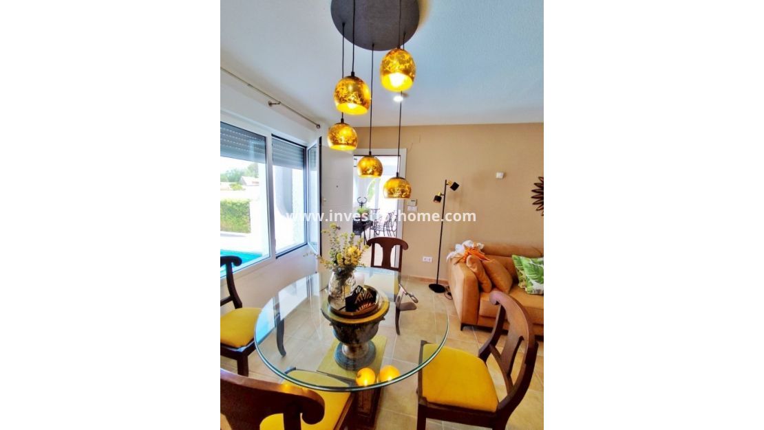 Verkoop - Villa - San Miguel de Salinas - Inland