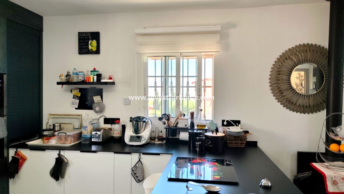 Verkoop - Villa - San Miguel / Vistabella Golf - Inland