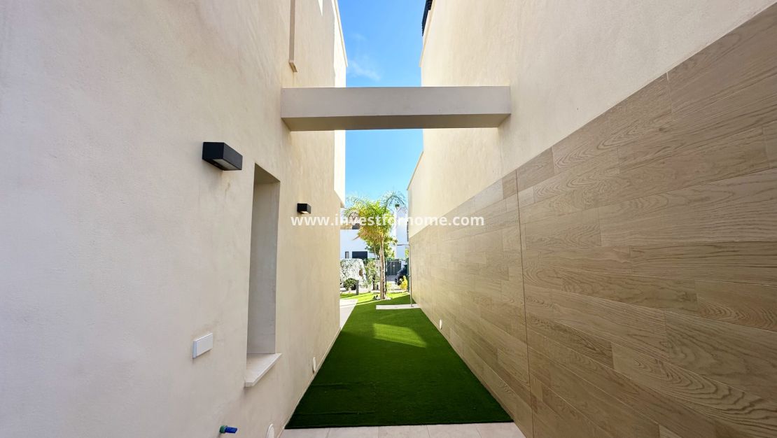 Verkoop - Villa - Santa Rosalia Lake and Life Resort