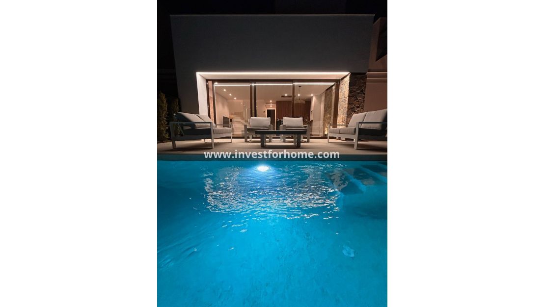 Verkoop - Villa - Santa Rosalia Resort - Inland