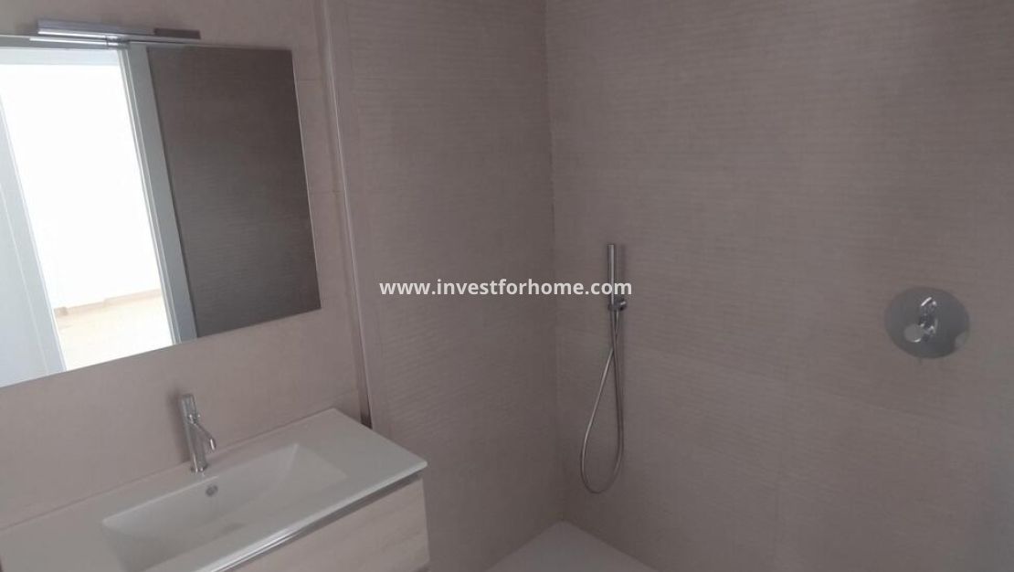 Verkoop - Villa - Torrevieja - aguas nuevas