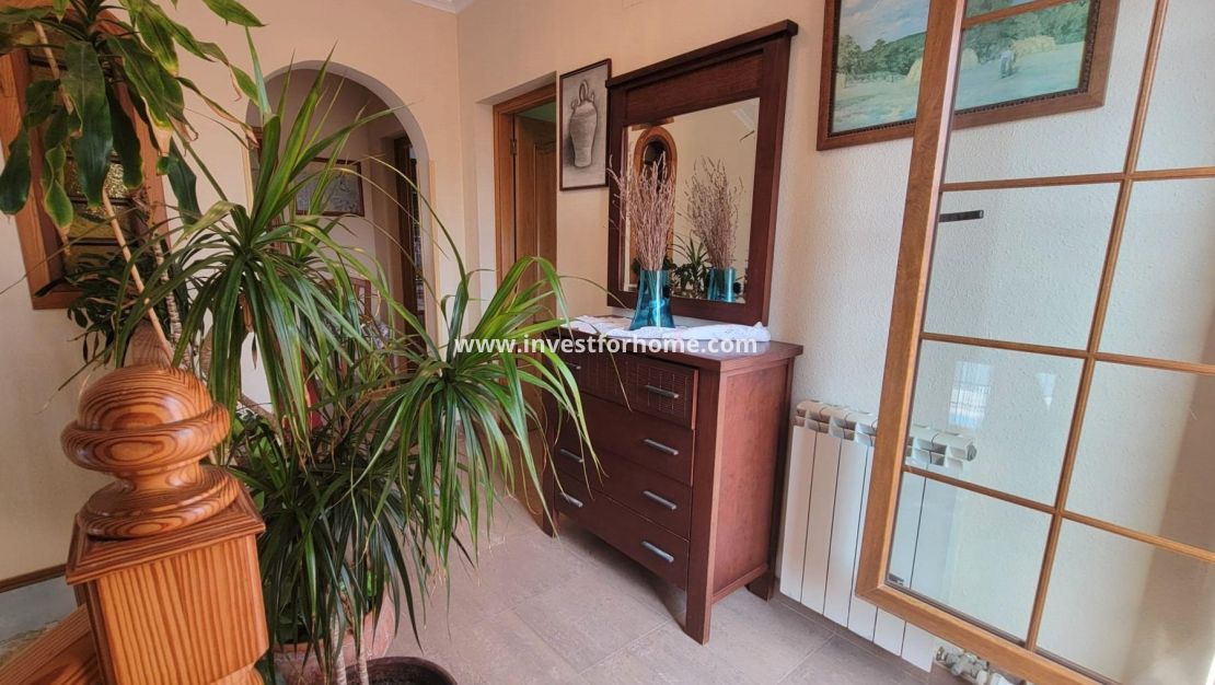 Verkoop - Villa - Torrevieja - aguas nuevas