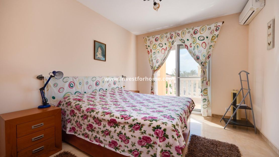 Verkoop - Villa - Torrevieja - aguas nuevas