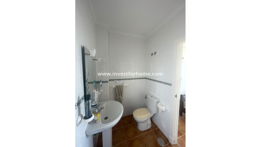 Verkoop - Villa - Torrevieja - aguas nuevas