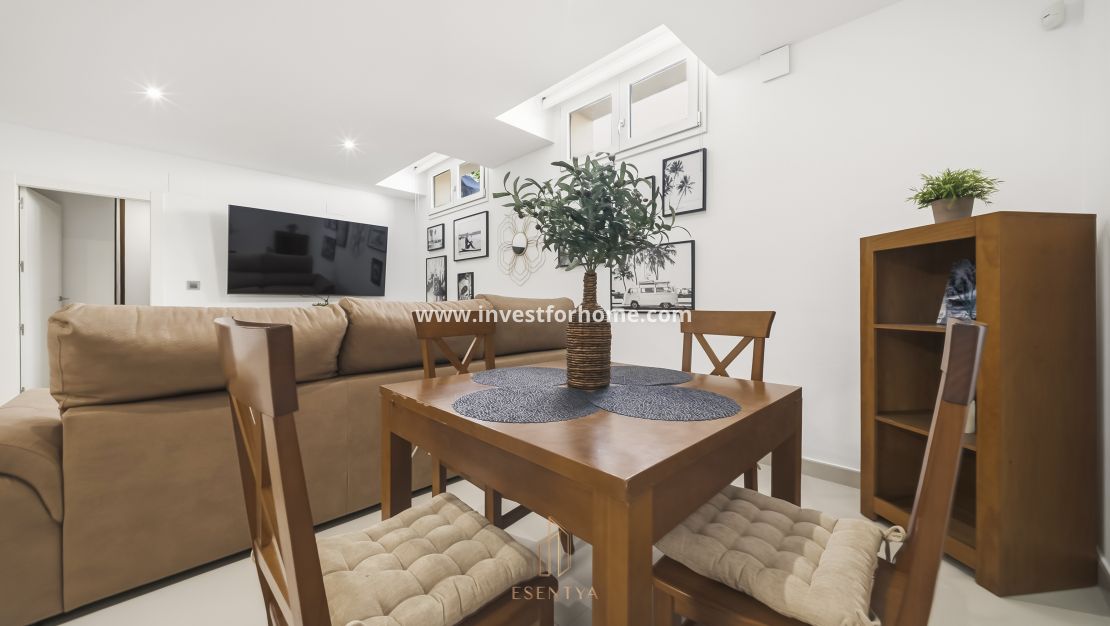 Verkoop - Villa - Torrevieja - aguas nuevas