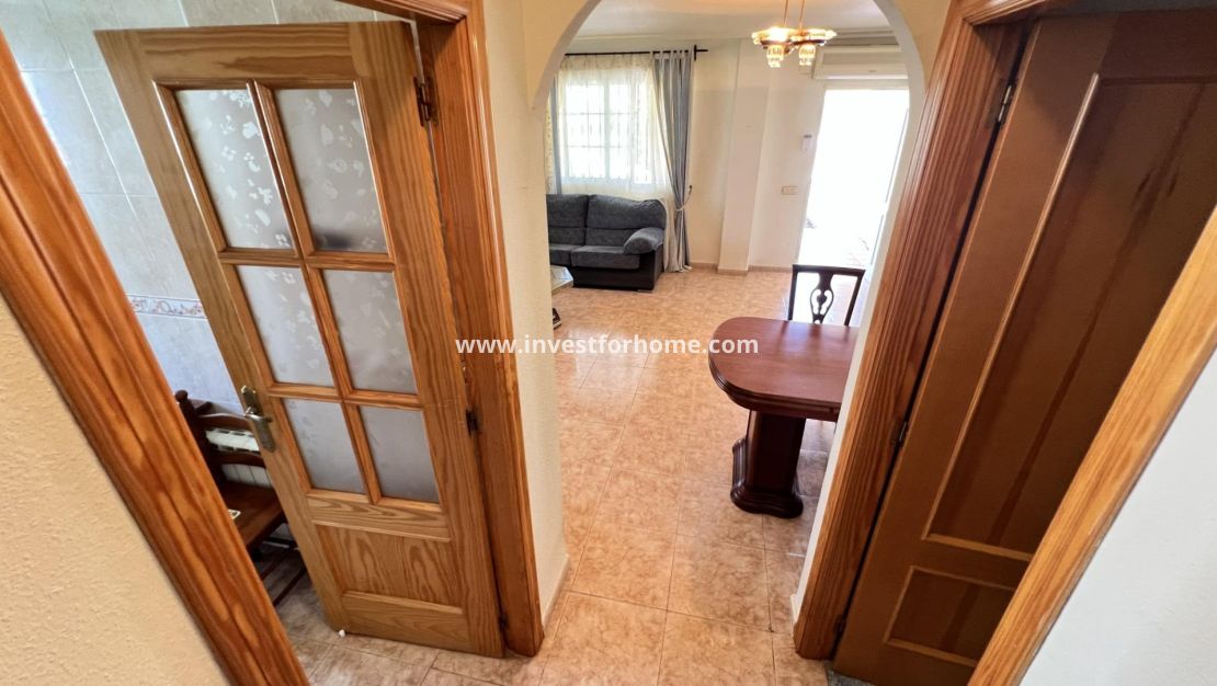 Verkoop - Villa - Torrevieja - aguas nuevas