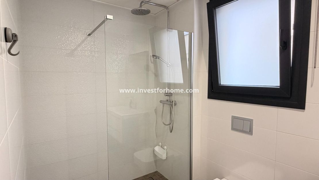 Verkoop - Villa - Torrevieja - aguas nuevas