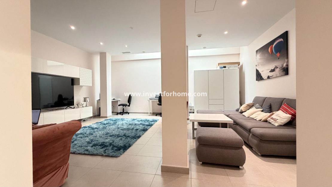 Verkoop - Villa - Torrevieja - aguas nuevas