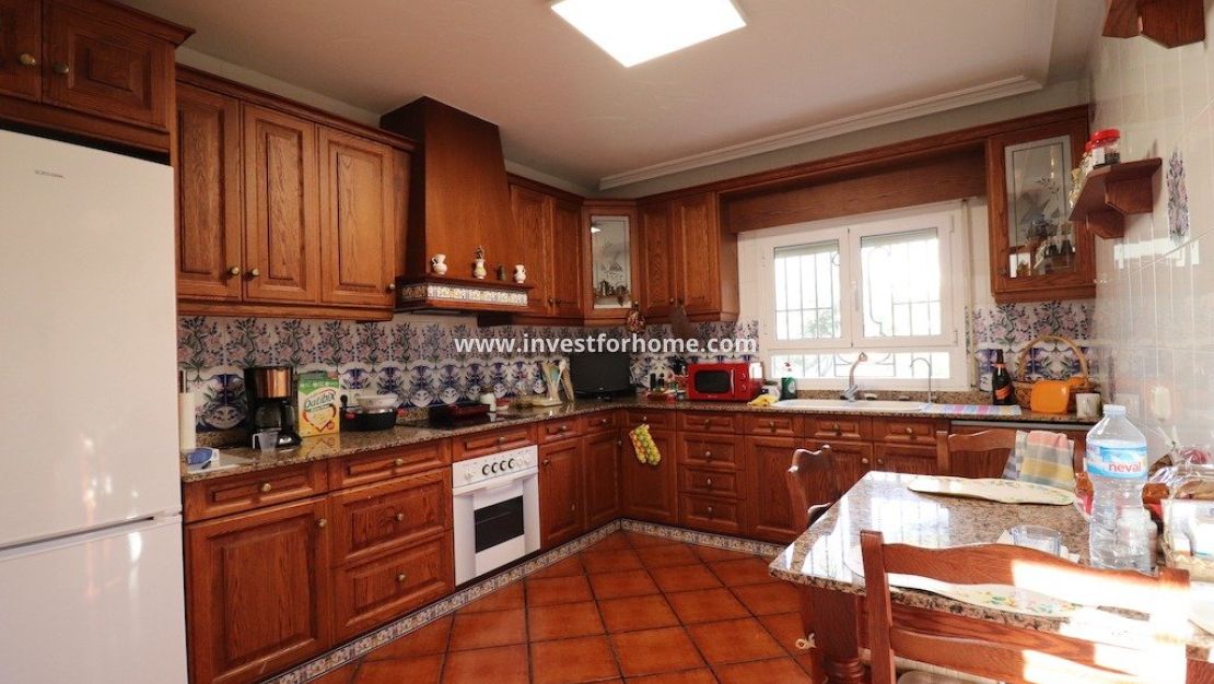 Verkoop - Villa - Torrevieja - Costa Blanca