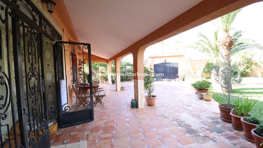 Verkoop - Villa - Torrevieja - Costa Blanca