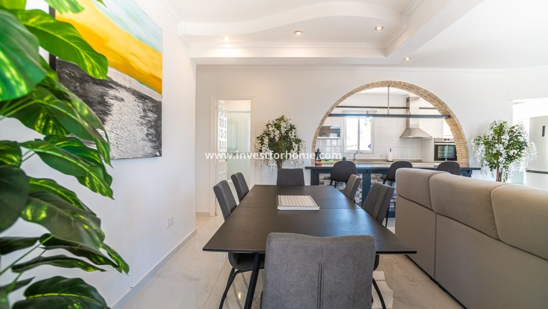 Verkoop - Villa - Torrevieja - Costa Blanca