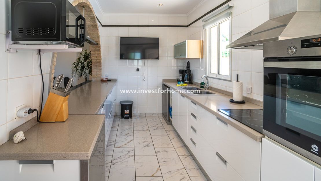 Verkoop - Villa - Torrevieja - Costa Blanca