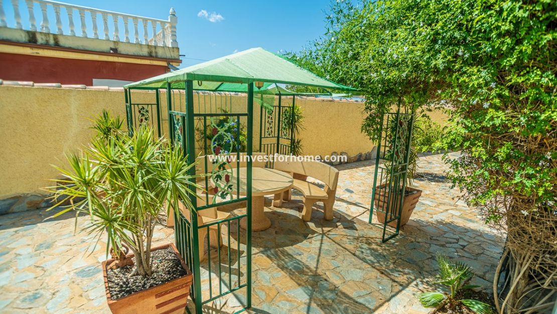 Verkoop - Villa - Torrevieja - Costa Blanca