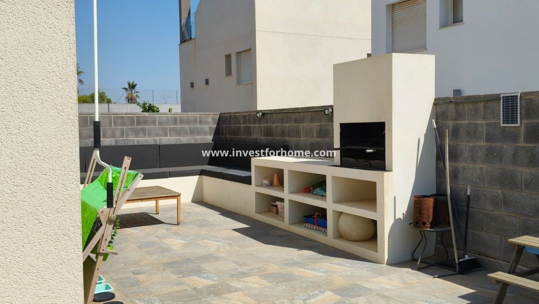 Verkoop - Villa - Torrevieja - Costa Blanca