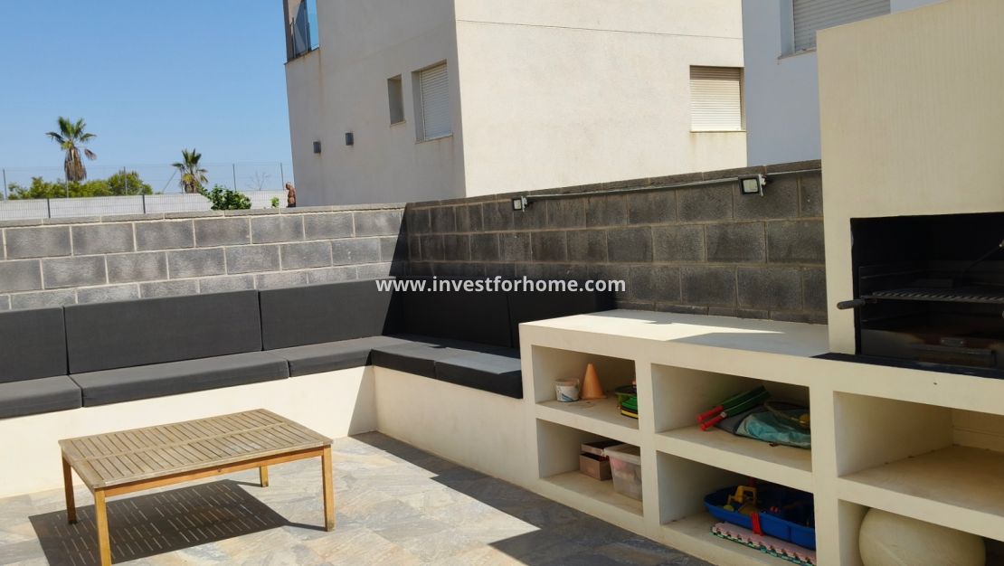 Verkoop - Villa - Torrevieja - Costa Blanca