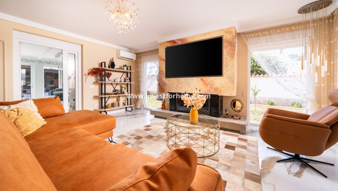 Verkoop - Villa - Torrevieja - Costa Blanca