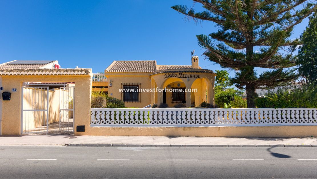 Verkoop - Villa - Torrevieja - Costa Blanca