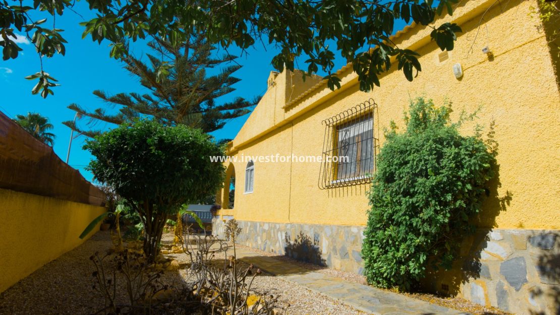 Verkoop - Villa - Torrevieja - Costa Blanca