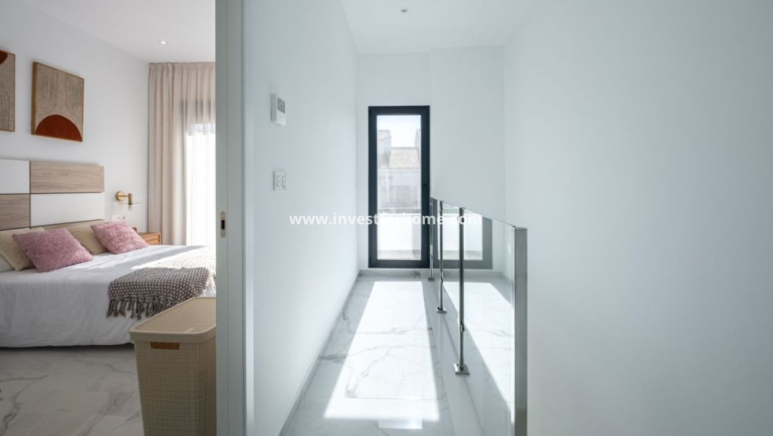 Verkoop - Villa - Torrevieja - Costa Blanca