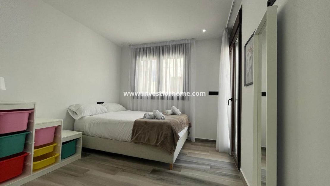 Verkoop - Villa - Torrevieja - Costa Blanca