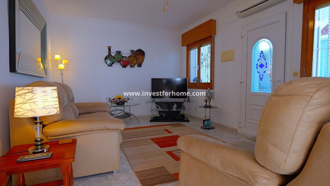 Verkoop - Villa - Torrevieja - Costa Blanca