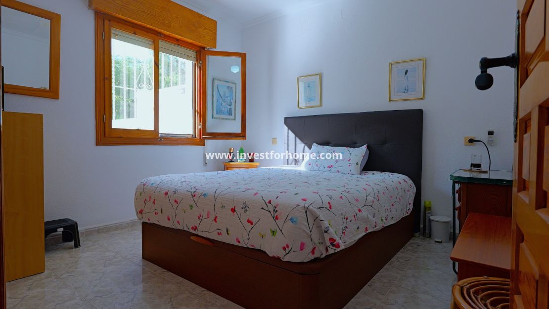 Verkoop - Villa - Torrevieja - Costa Blanca