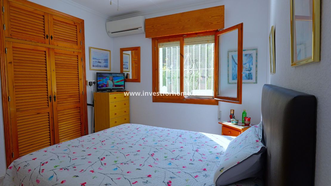 Verkoop - Villa - Torrevieja - Costa Blanca