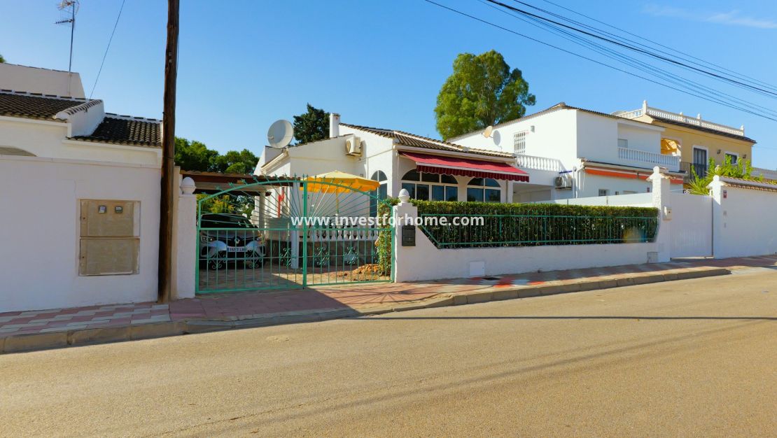 Verkoop - Villa - Torrevieja - Costa Blanca