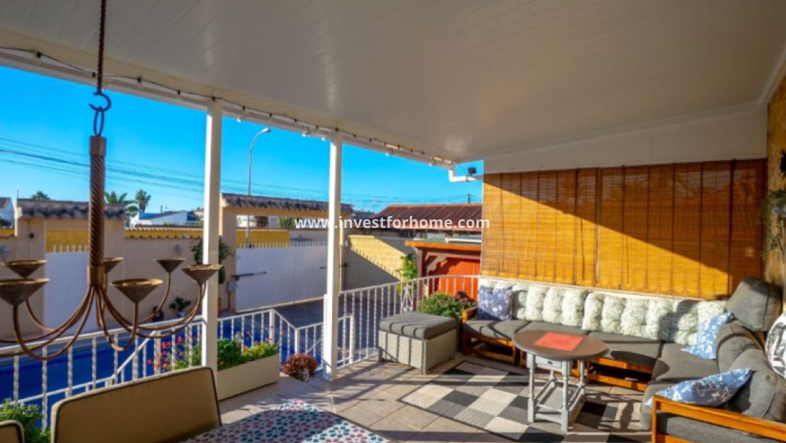 Verkoop - Villa - Torrevieja - Costa Blanca