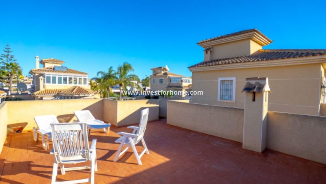 Verkoop - Villa - Torrevieja - Costa Blanca