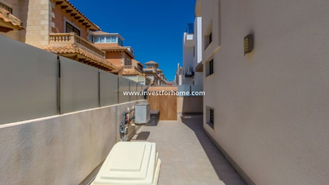Verkoop - Villa - Torrevieja - Costa Blanca