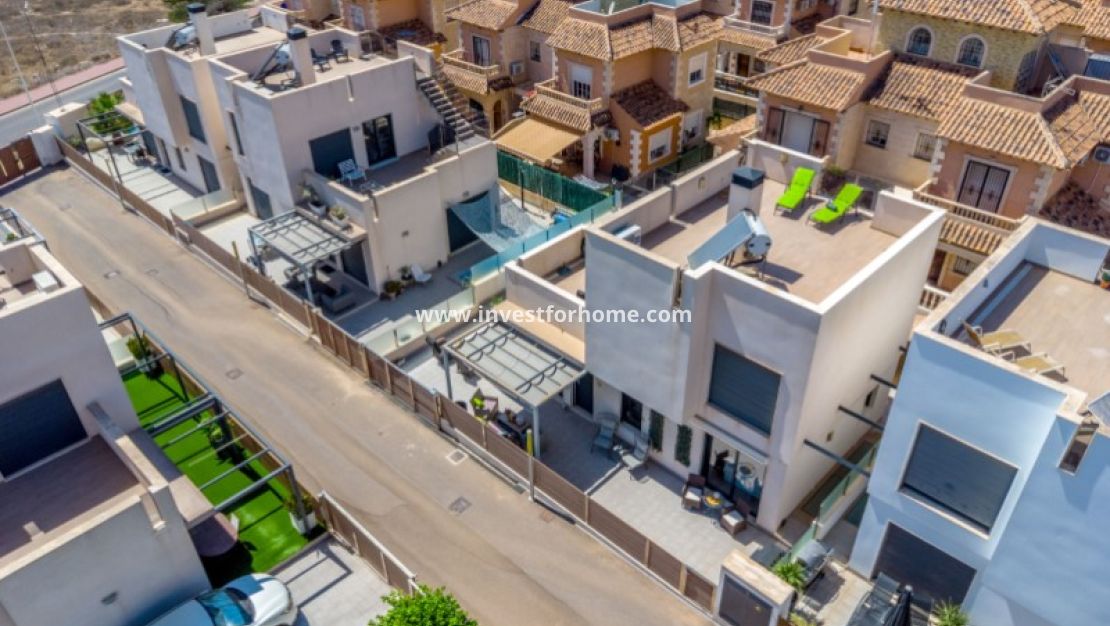 Verkoop - Villa - Torrevieja - Costa Blanca