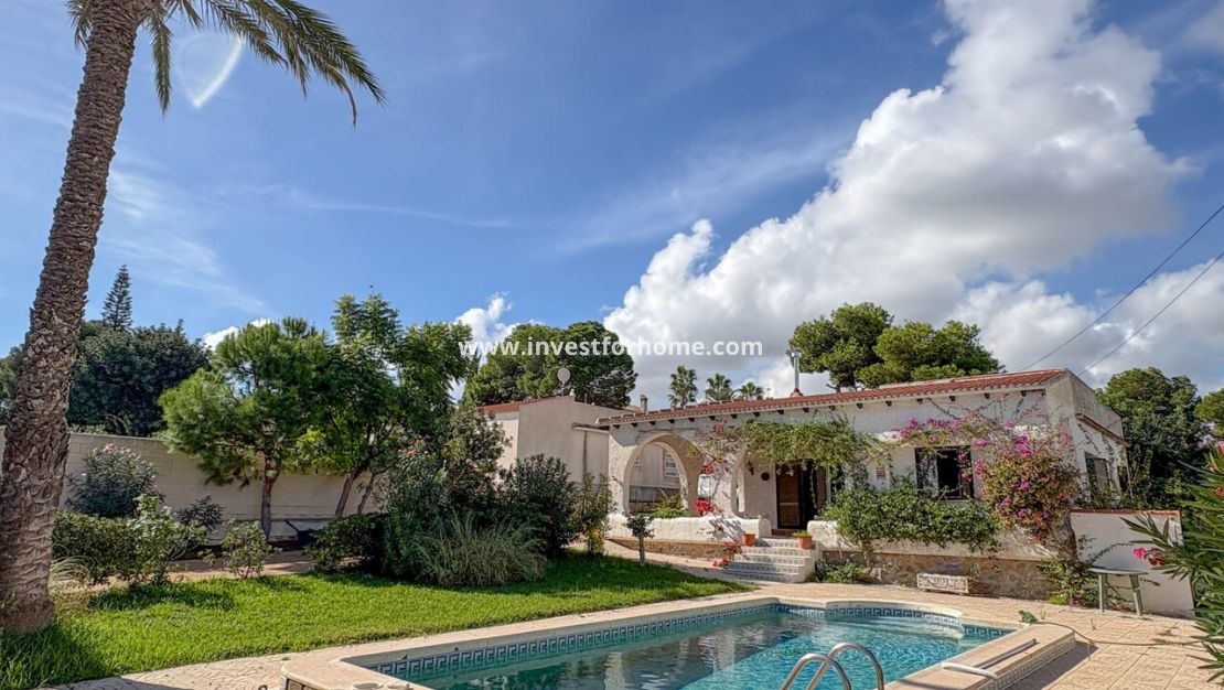 Verkoop - Villa - Torrevieja - Costa Blanca